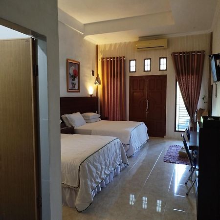 Kana Hasya Homestay "Rumoh Jamee" Meulaboh Экстерьер фото