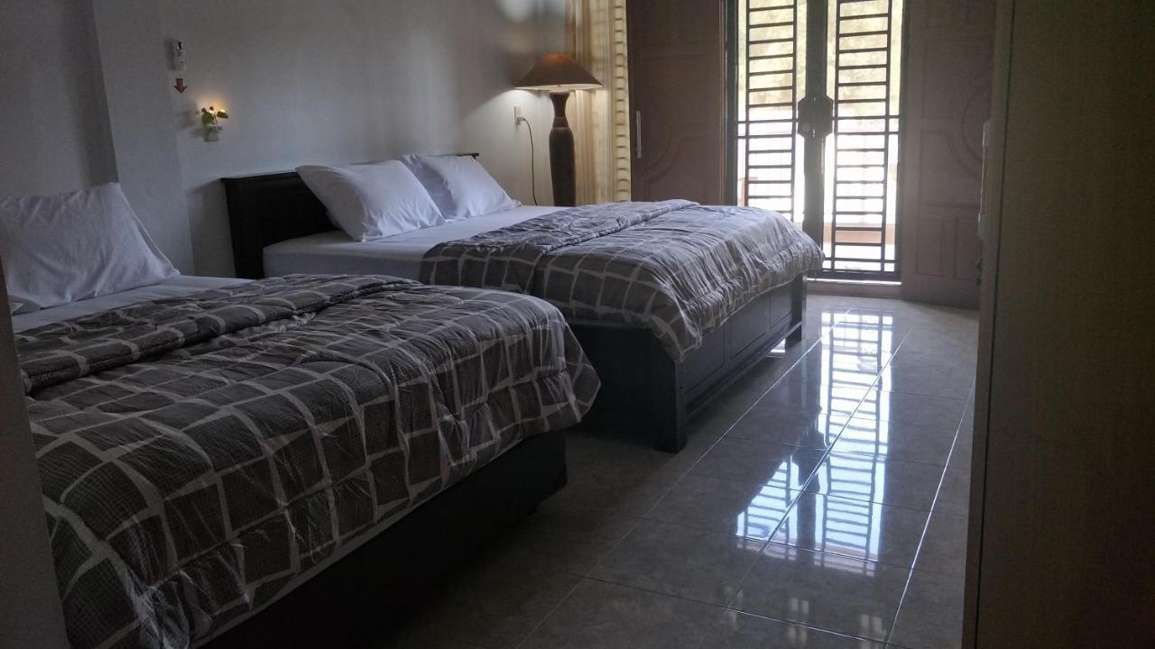 Kana Hasya Homestay "Rumoh Jamee" Meulaboh Экстерьер фото